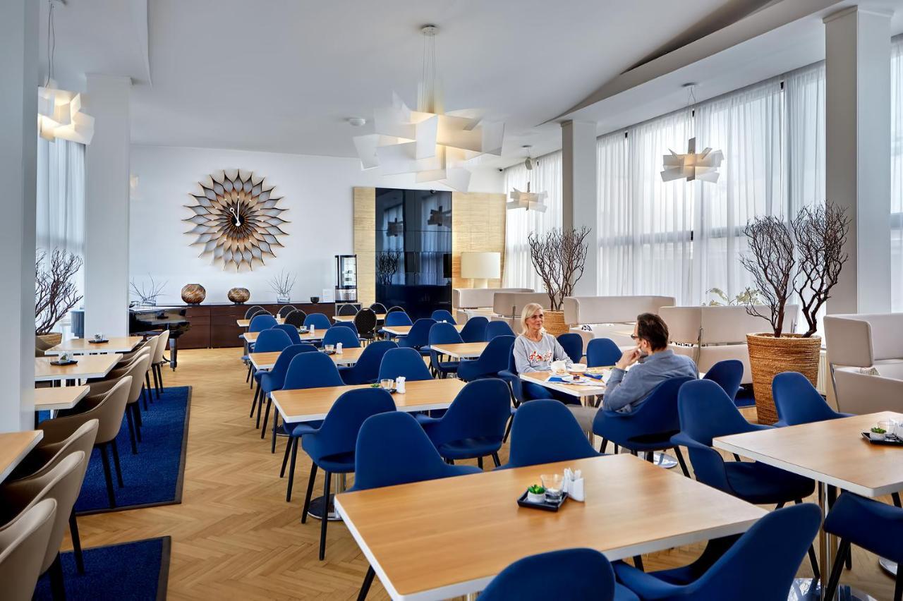 Wellness Hotel Orlik Kozarovice Kültér fotó